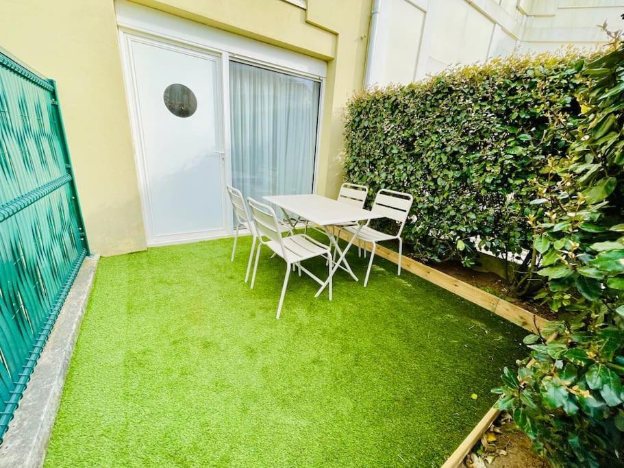 Le Bel Iris - Acces Direct Plage Apartment Châtelaillon-Plage Exterior foto